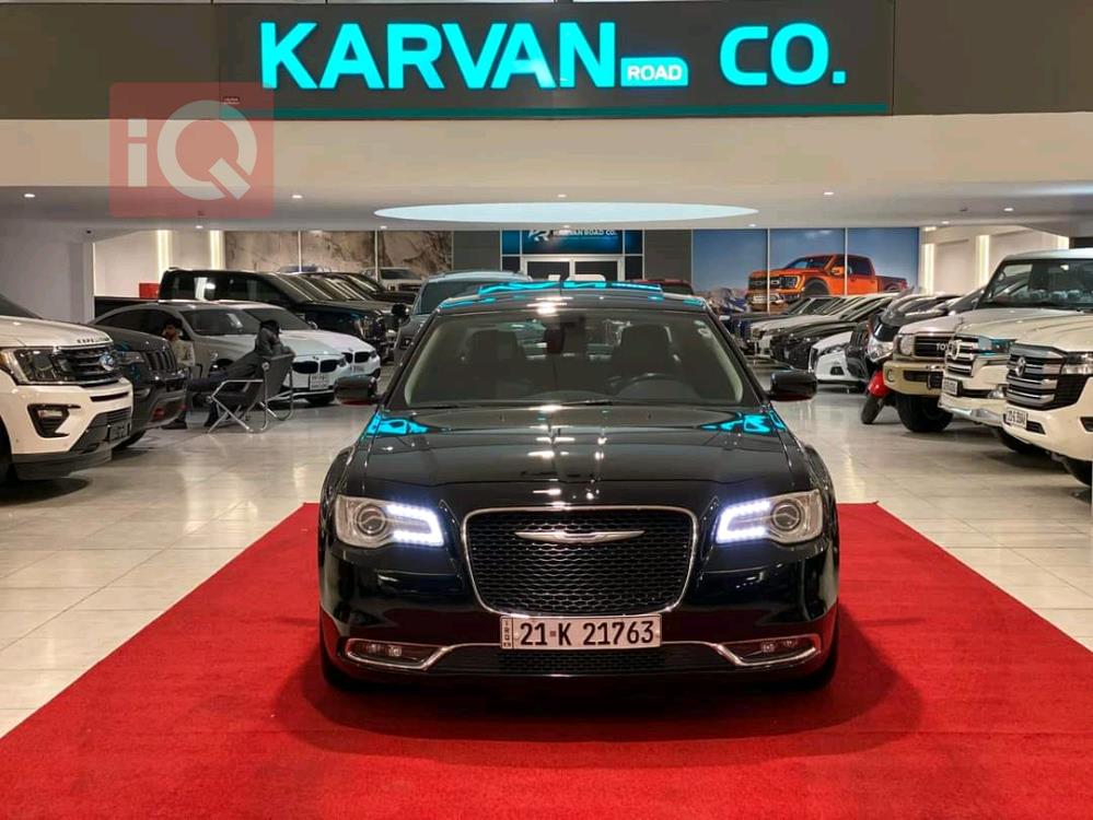 كرايسلر 300